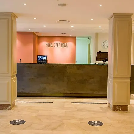 Hotel Cala Bona Szálloda