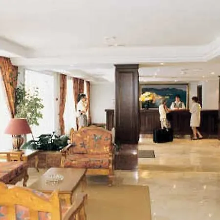 Hotell Cala Bona 3*