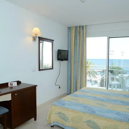 Cala Bona Hotell